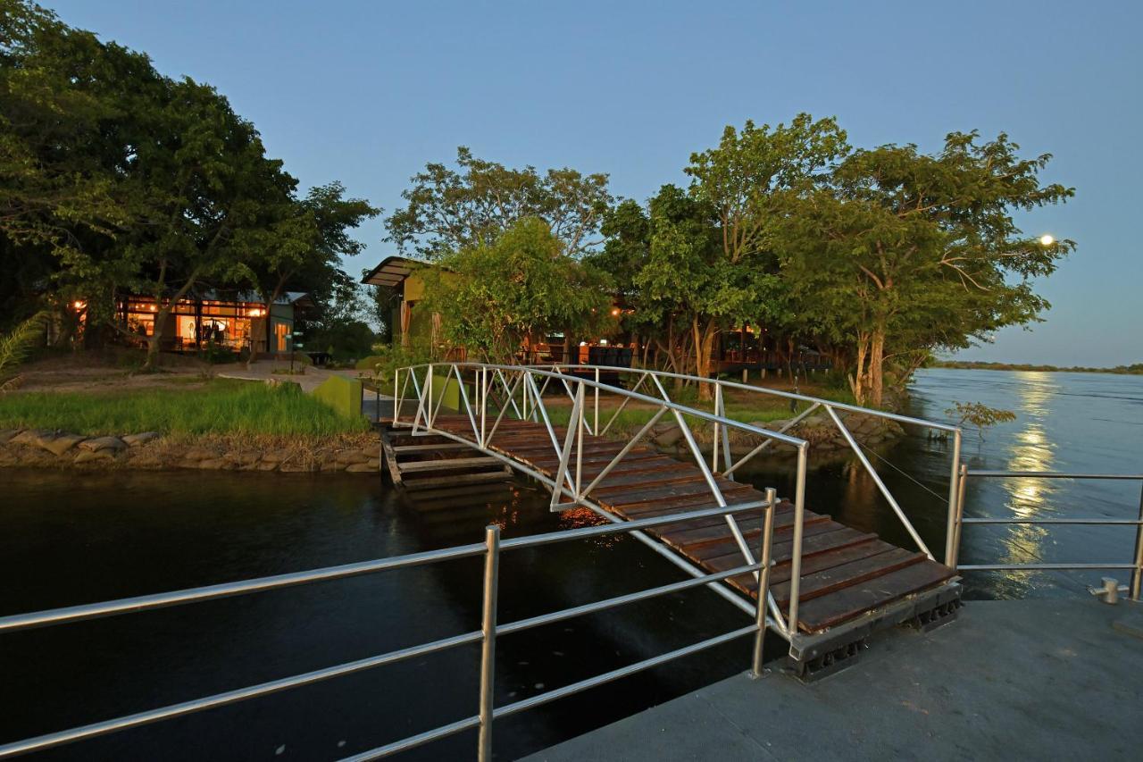 Zambezi Mubala Lodge Katima Mulilo Luaran gambar